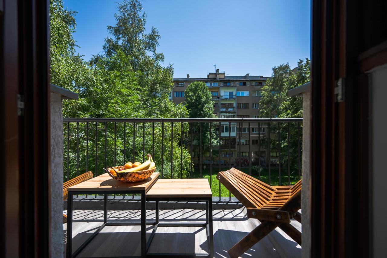 Cozy One-Bedroom Apartment Near City Center Сараево Екстериор снимка