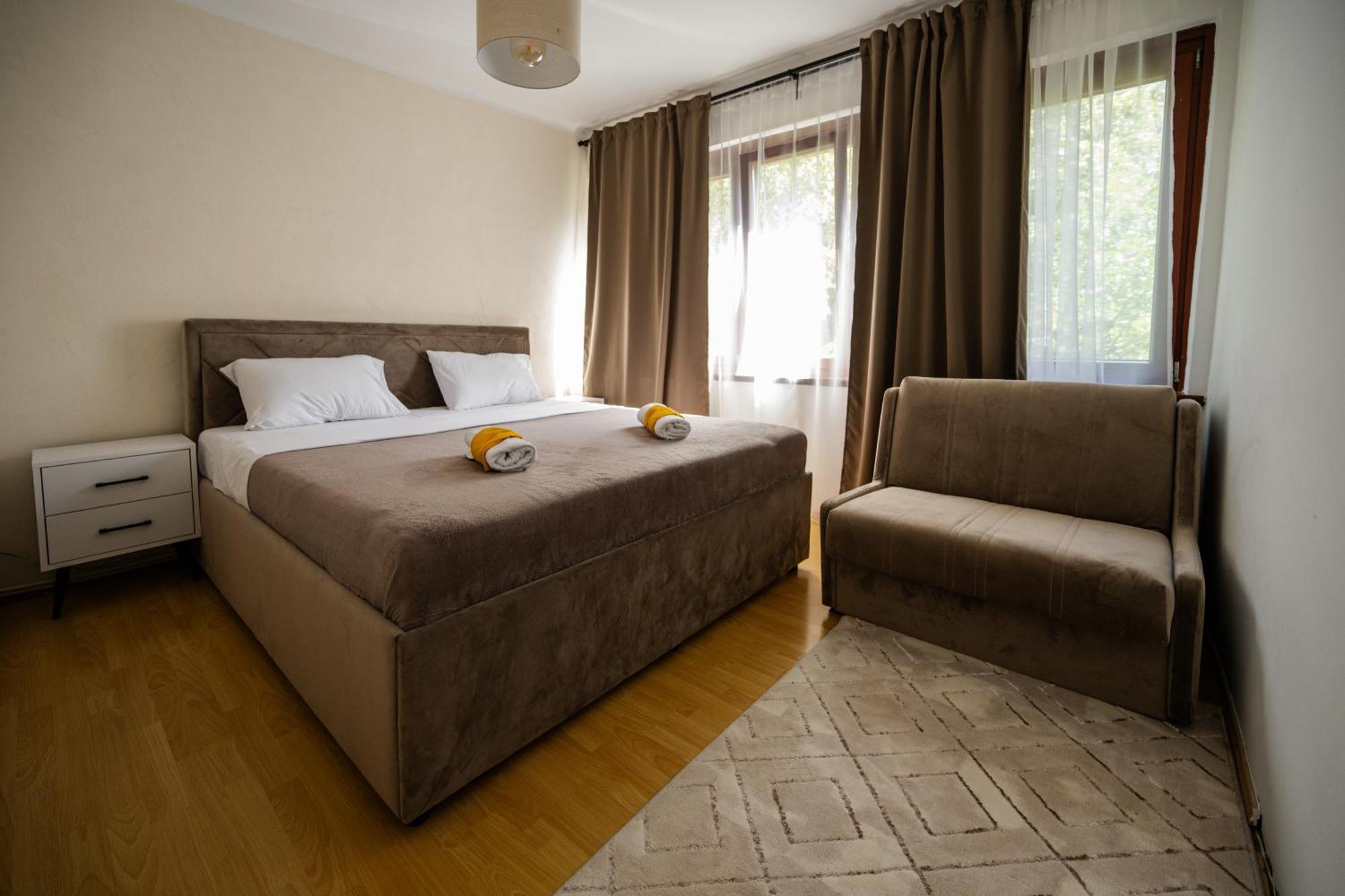 Cozy One-Bedroom Apartment Near City Center Сараево Екстериор снимка